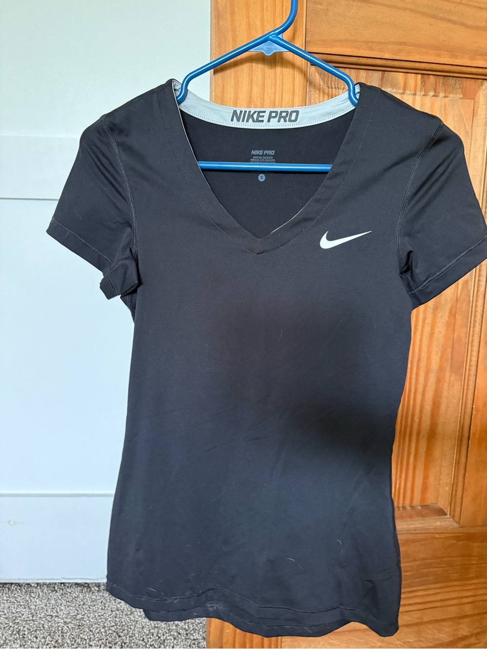 Nike Black V‑Neck Short Sleeve Performance Top